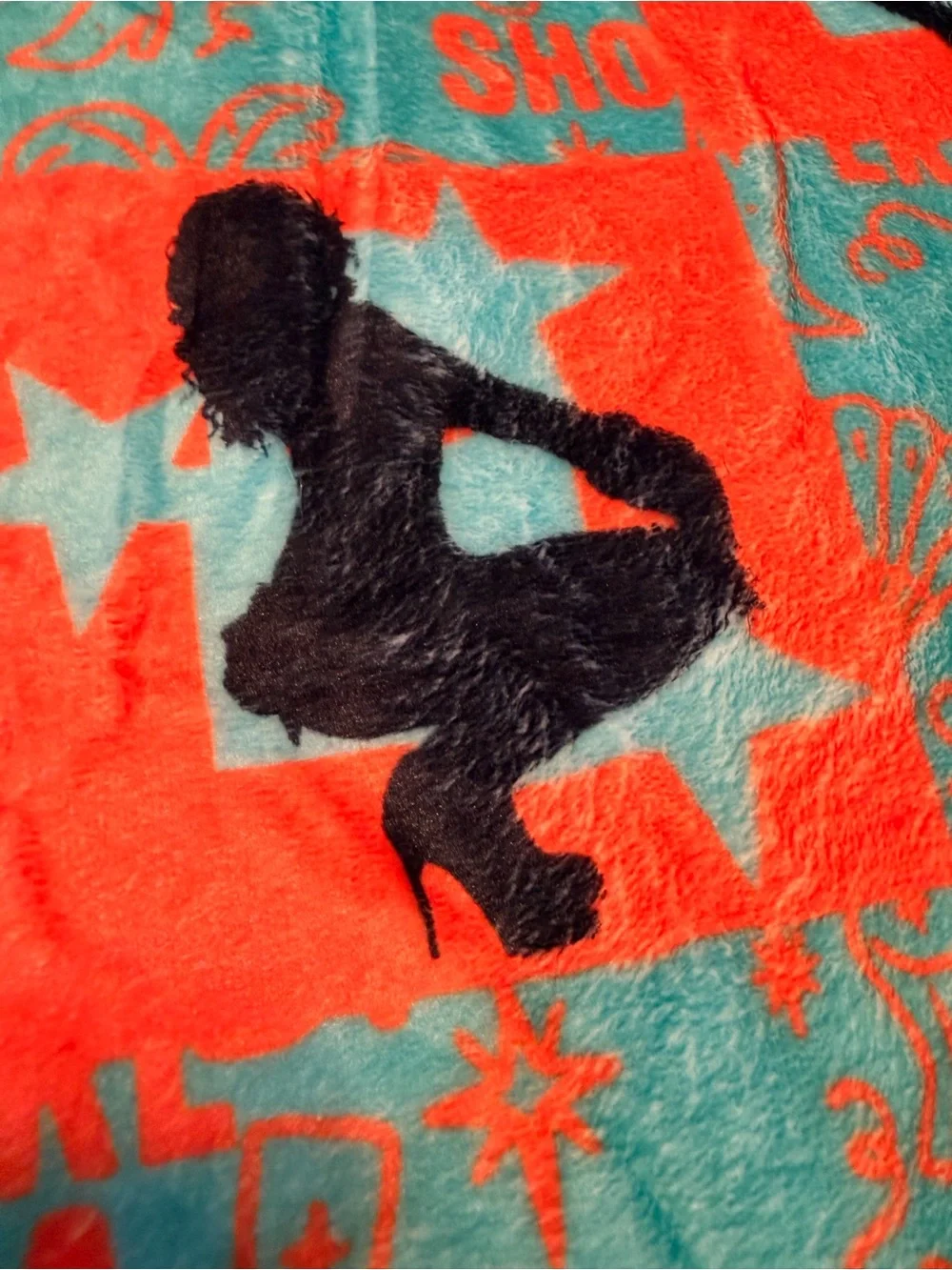 Boutique Showgirl Era Fleece Throw Blanket 40x50